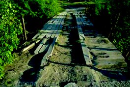 Отремонтирован мост в поселке Горный